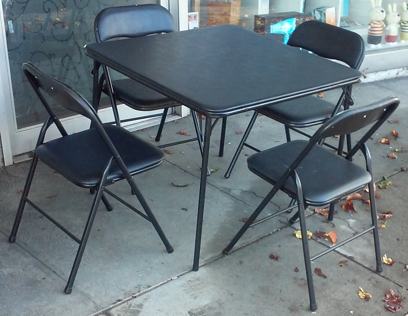 UHURU FURNITURE & COLLECTIBLES SOLD 24248 Upholstered Folding Table 4