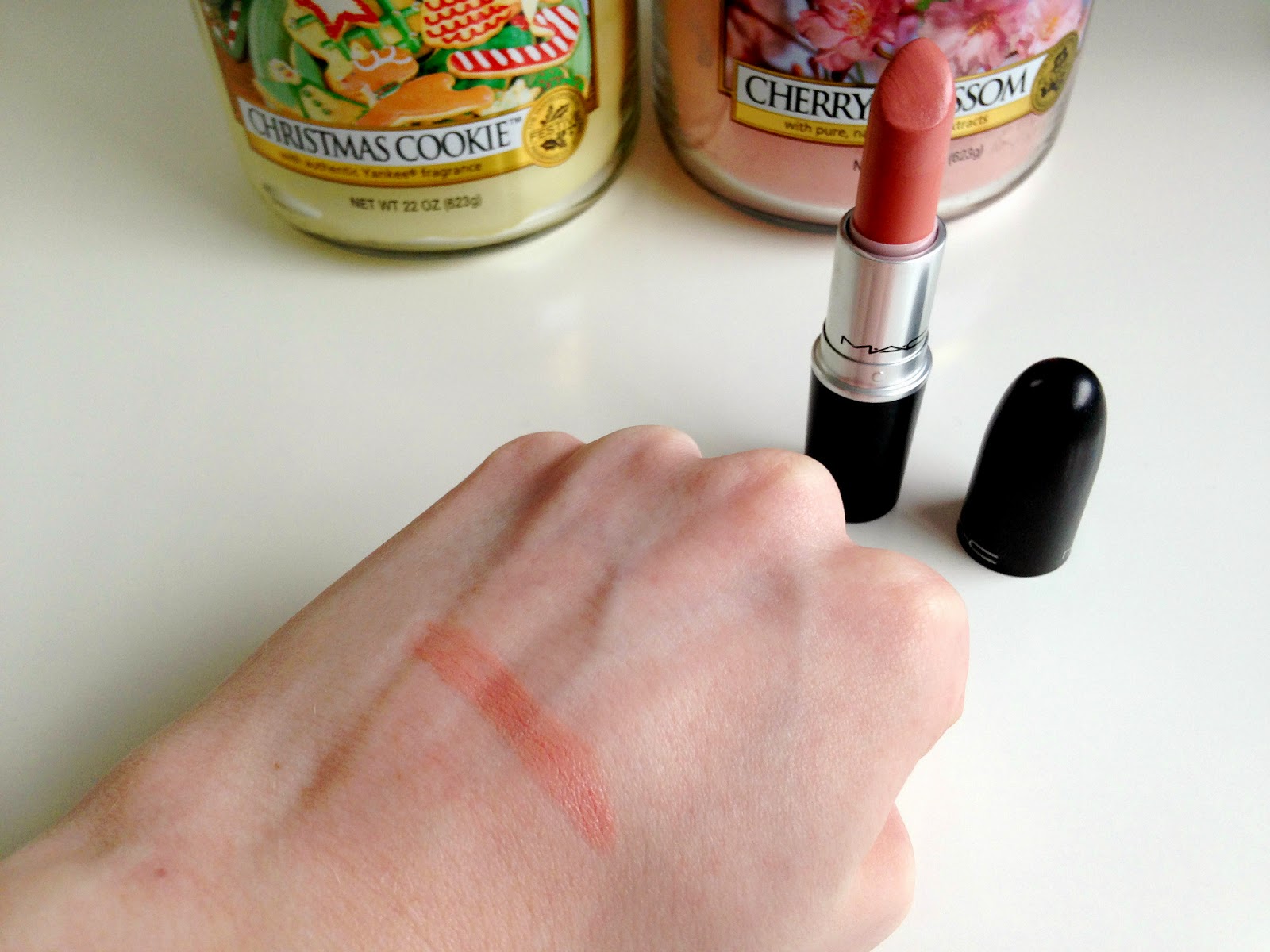 MAC Hue Lipstick Swatch
