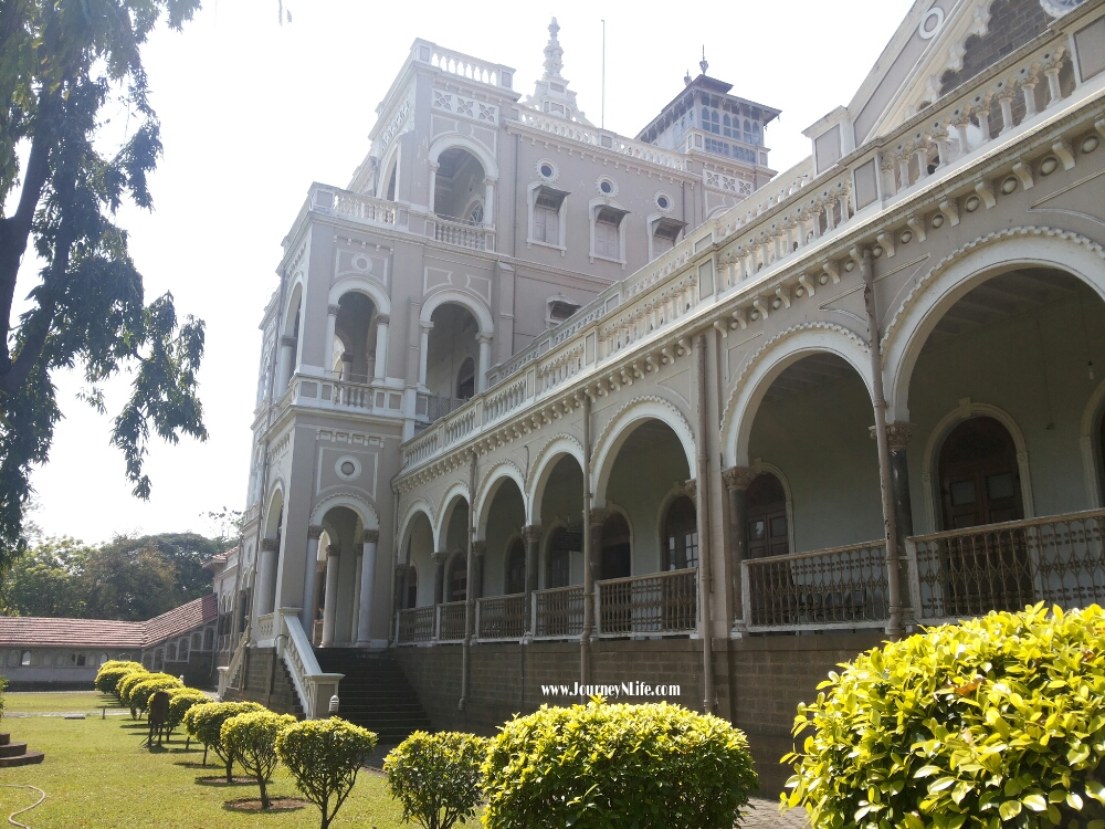 Aga Khan Palace, Pune - Historical place of Quit India Movement