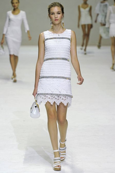 Kair-Netta-S-Designs: Dolce & Gabbana, simple stitch pattern