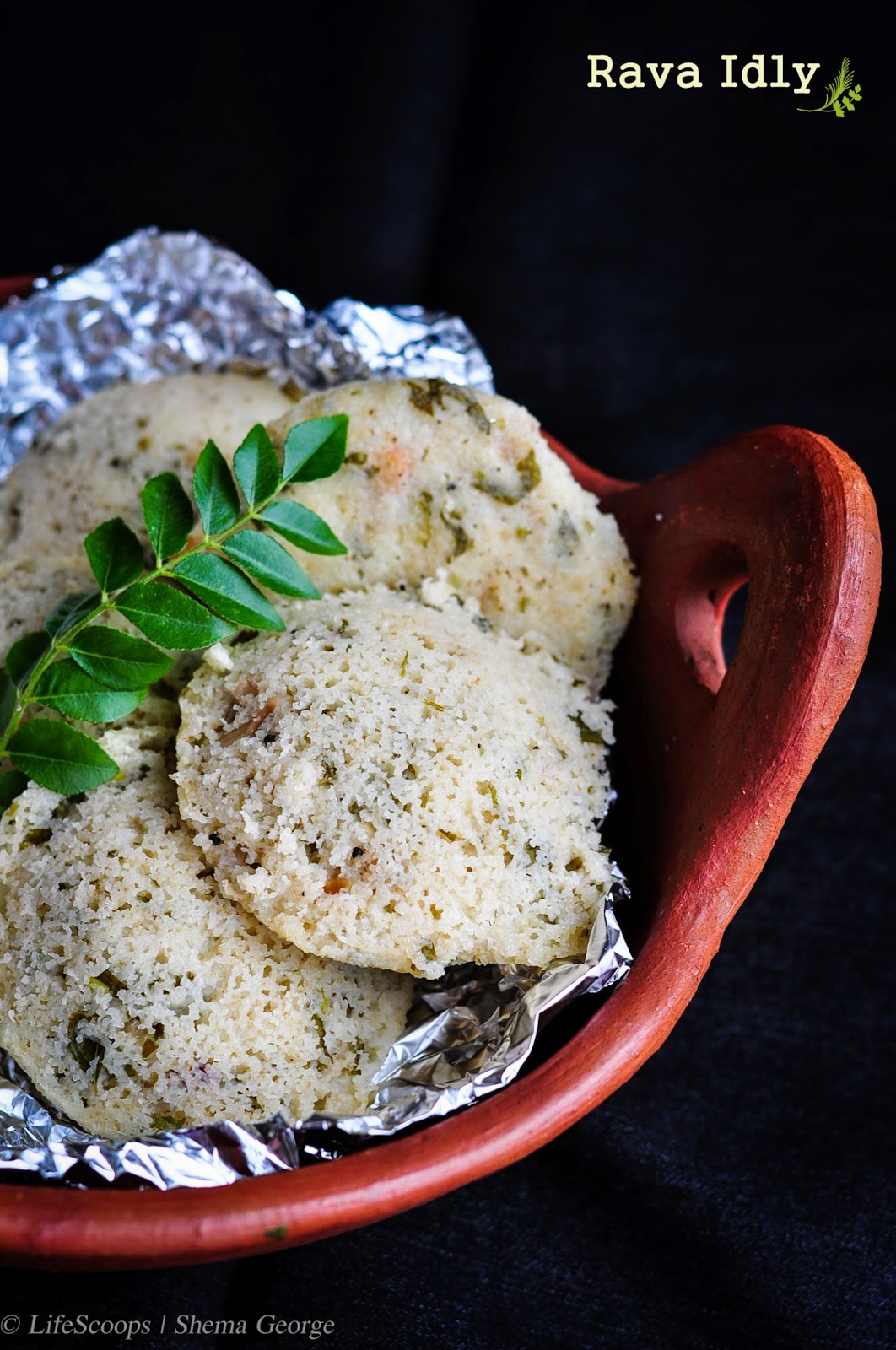 Life Scoops Rava Idli (Steamed Cream of Wheat Cakes)