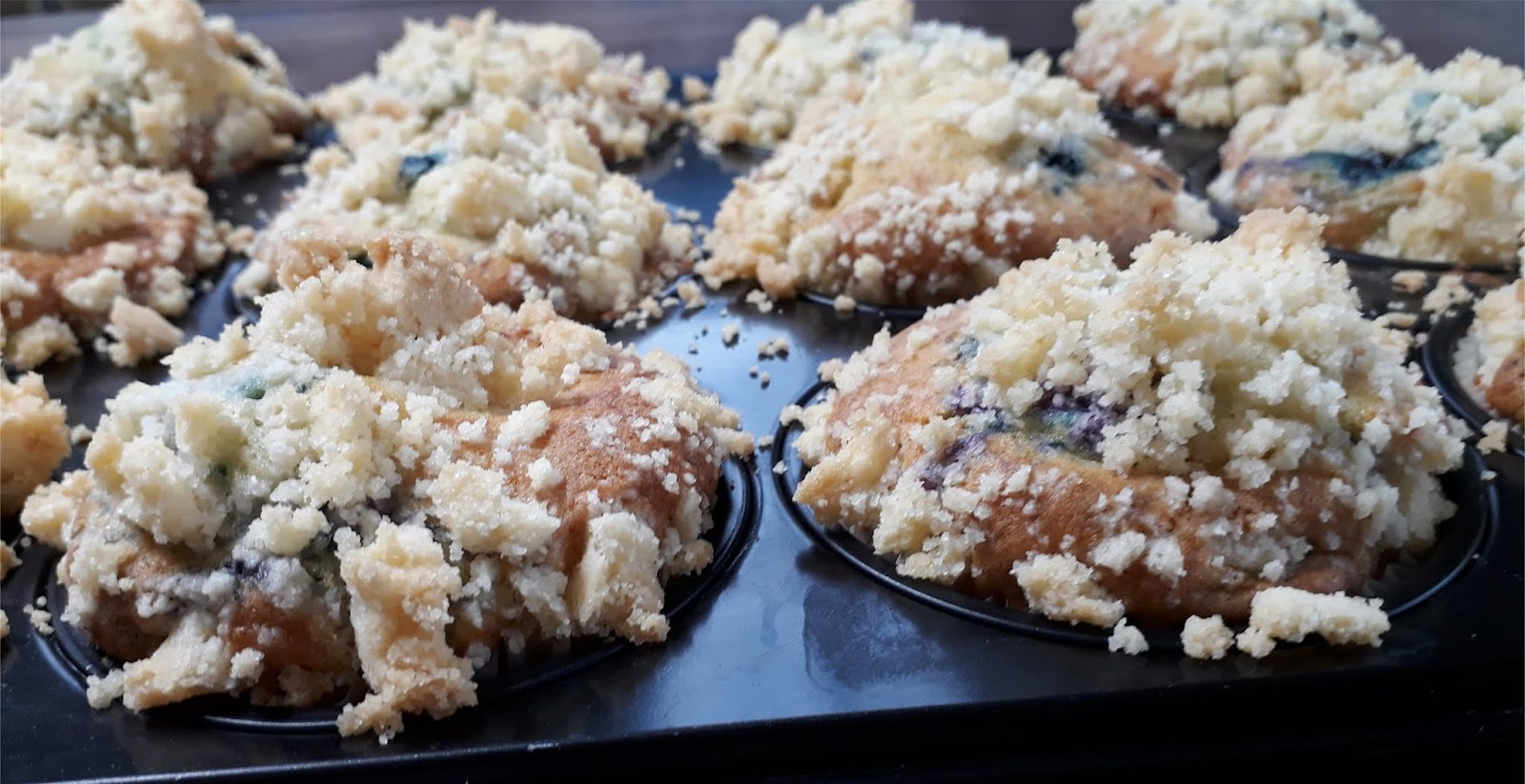 Heidelbeer - Muffins mit Streuseln (12 Stück)