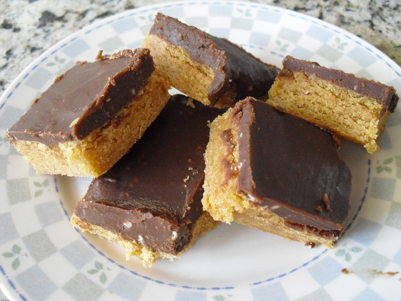 Lindsey's Kitchen Easy Peanut Butter Fudge Bars
