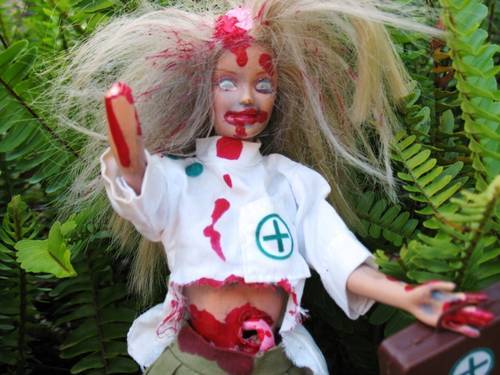 Bujang Lapok Moden 8 Gambar Barbie Zombie Collector Edition Hantu