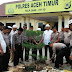 Giatkan Program Penghijauan, Kapolres Aceh Timur Tanam Pohon