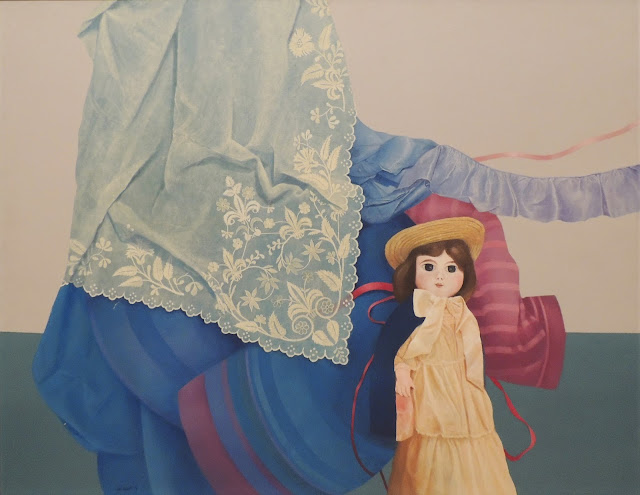 Iris Lázaro surrealist painting doll