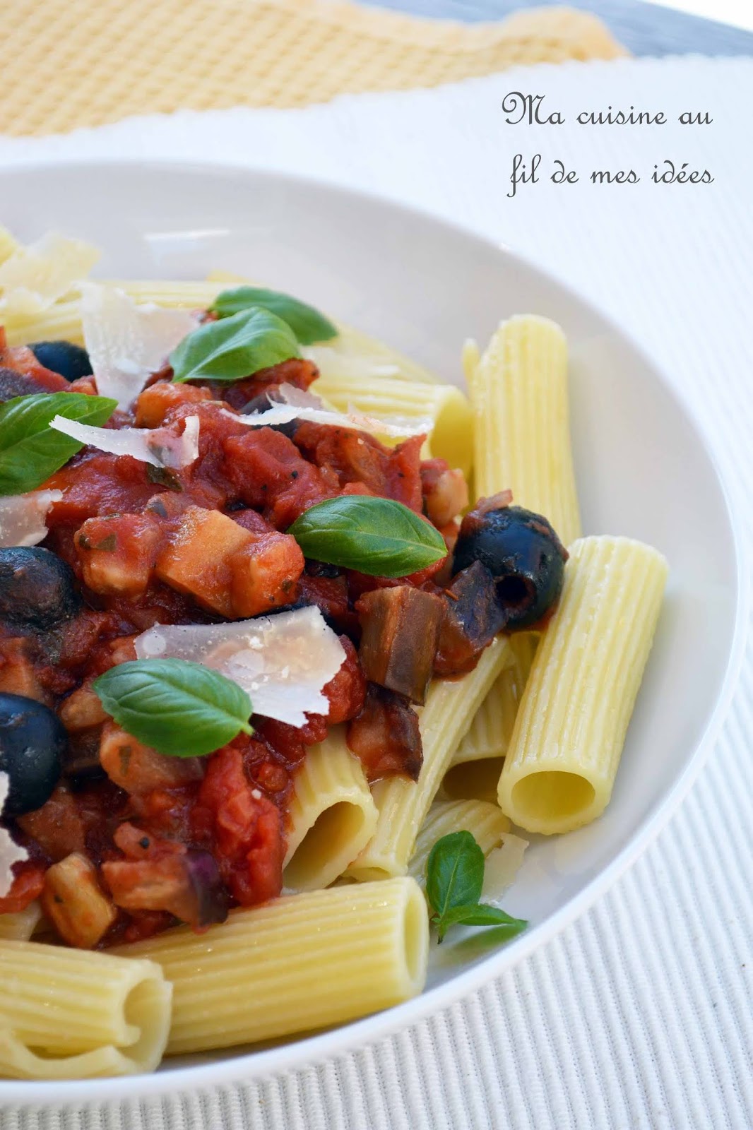 Ma cuisine au fil de mes idées... Pâtes "rigatoni" sauce aux tomates