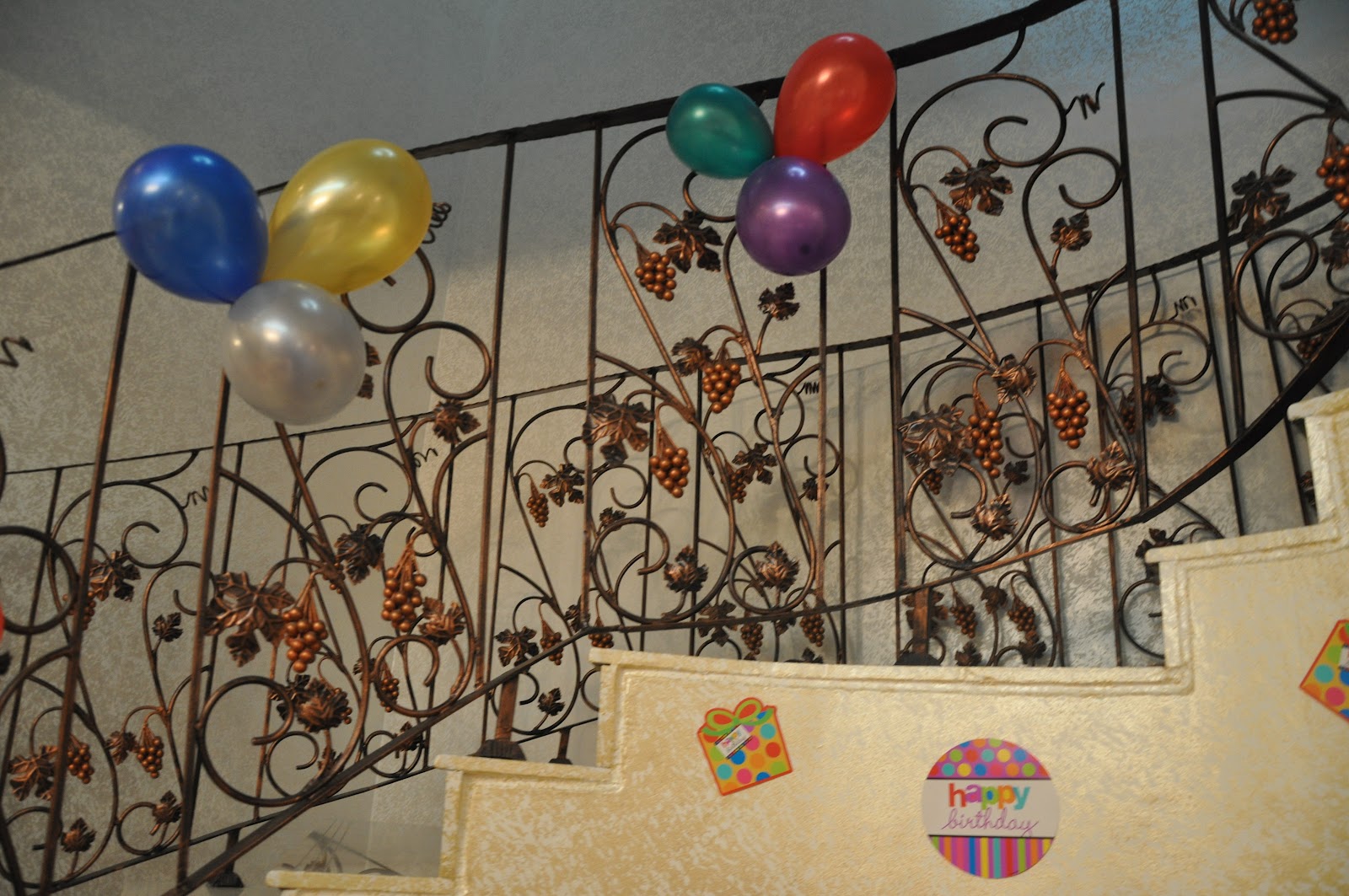 snow white: March 2012