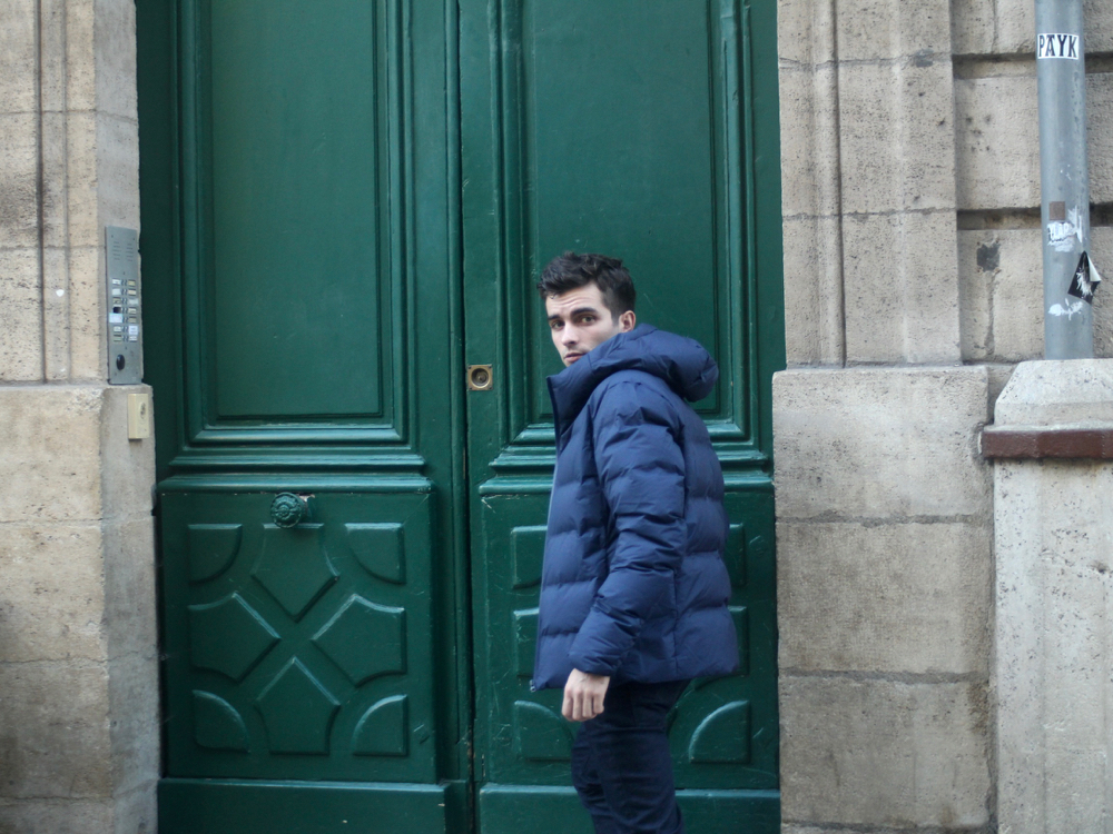 blog_mode_homme_style_parisien_bordeaux_instagrammeur_celebre_elegant_uniqlo_heattech_comment_habiller_chaudement_hiver_pul_col_roule_bonnet_vert_church-s_leyton_pantalon_velours_seamless_doudoune_