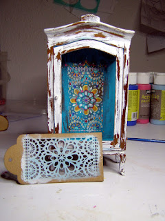 Pequeñeces: Un baño lleno de color- A bathroom full of color