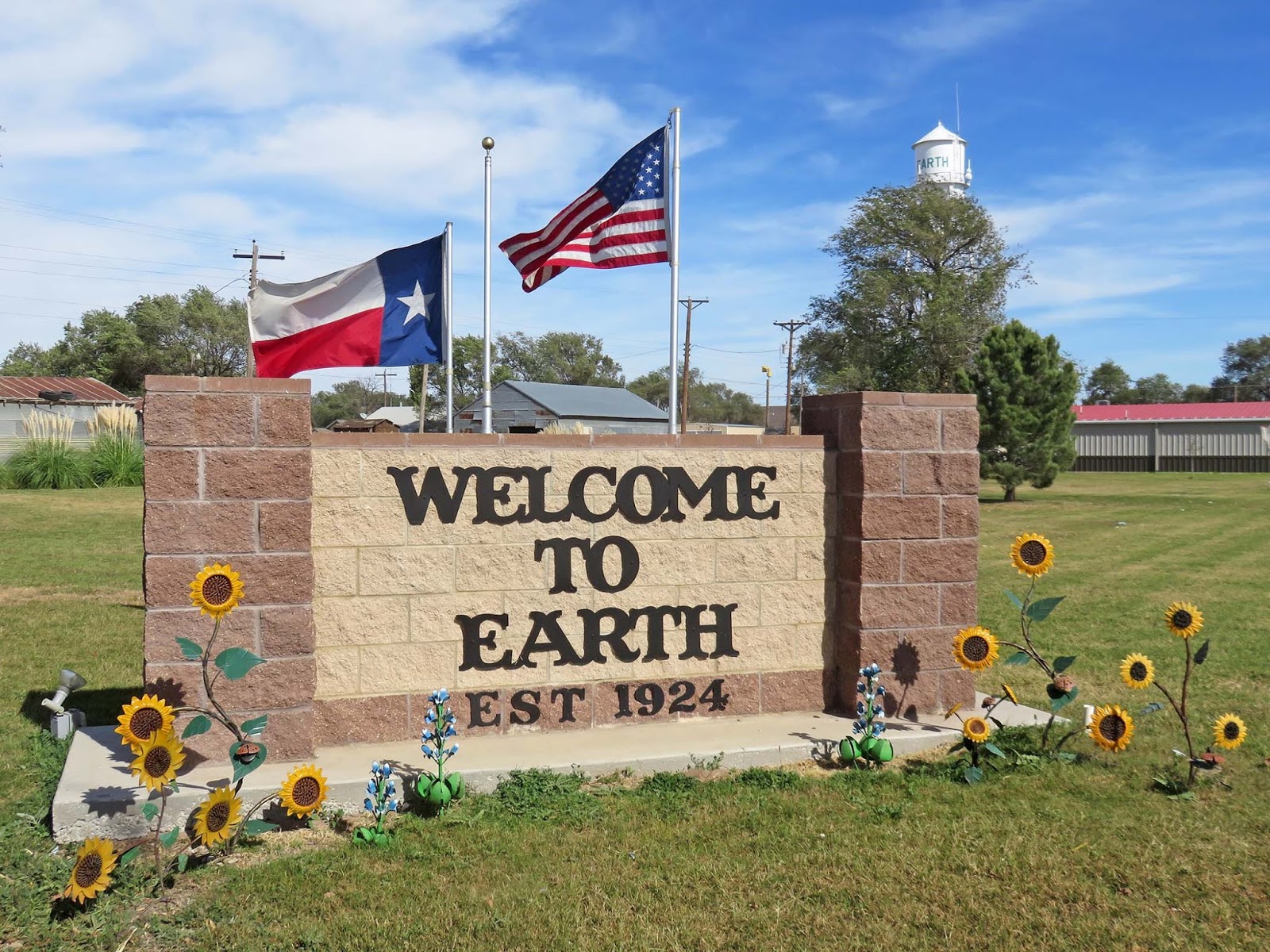 Geographically Yours Earth, Texas