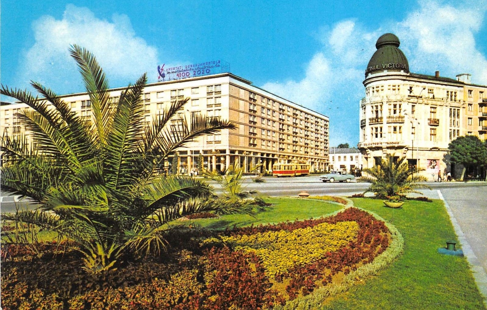 Turist în Orașul Iași (Iassy/Jassy) Piata Unirii