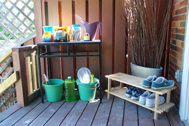 outdoor toddler station, outdoor toddler toys, outdoor toy organization