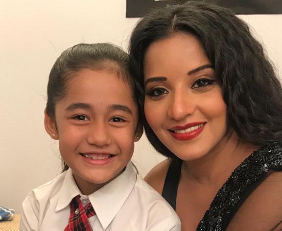 Aakriti Sharma as Kullfi with Monalisa as Mohana Aakriti Sharma as Kullfi with Monalisa as Mohana