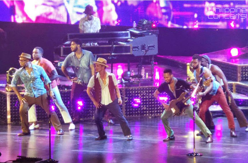 Bruno Mars Outstanding Concert Performance In Manila 