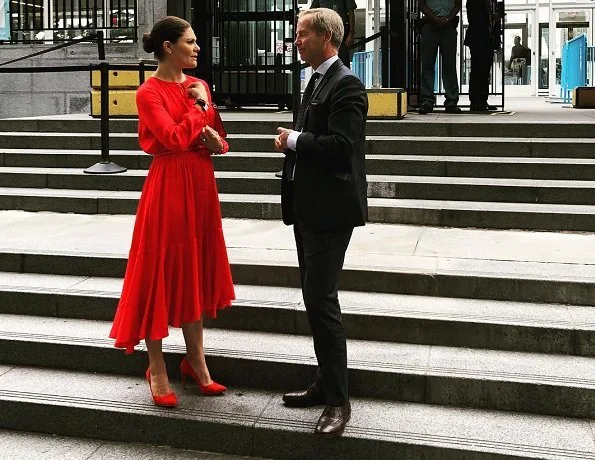 Crown Princess Victoria wore & Other Stories Midi Tie Neck Dress, Rizzo Stockholm Pumps and carried By Malene Birger tote bag