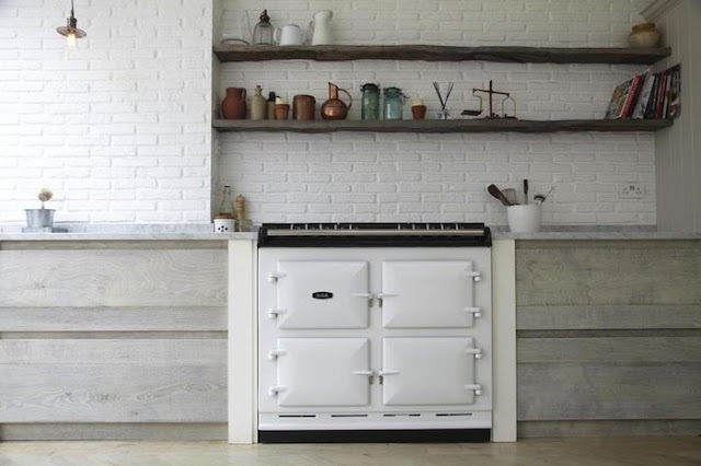 Una cocina espectacular en una casa blanquísima | Etxekodeco