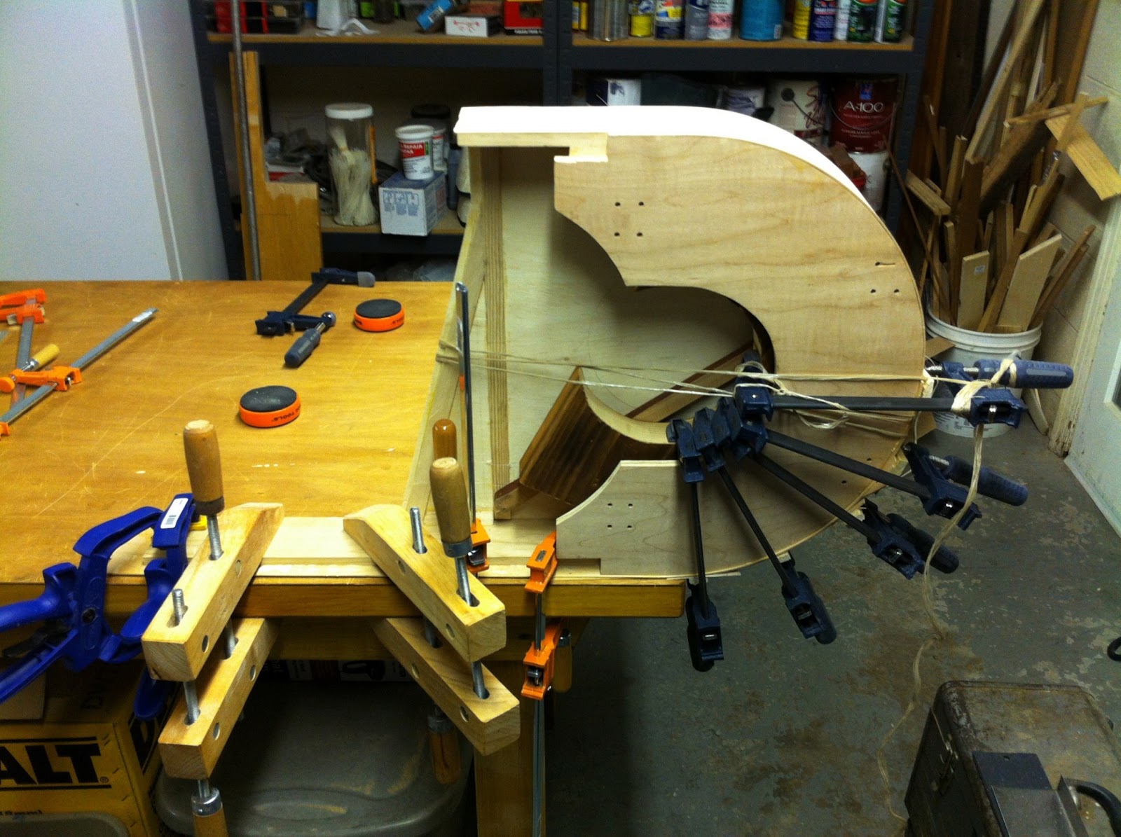 Ket Noi Viet Applying A Clamp To Wood Veneer Wooden Plans