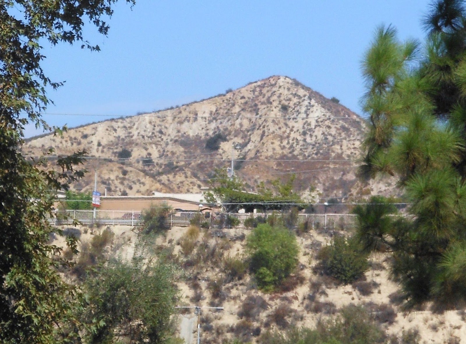1000 Hikes in 1000 Days Day 683 The Wash from First to Madera Simi