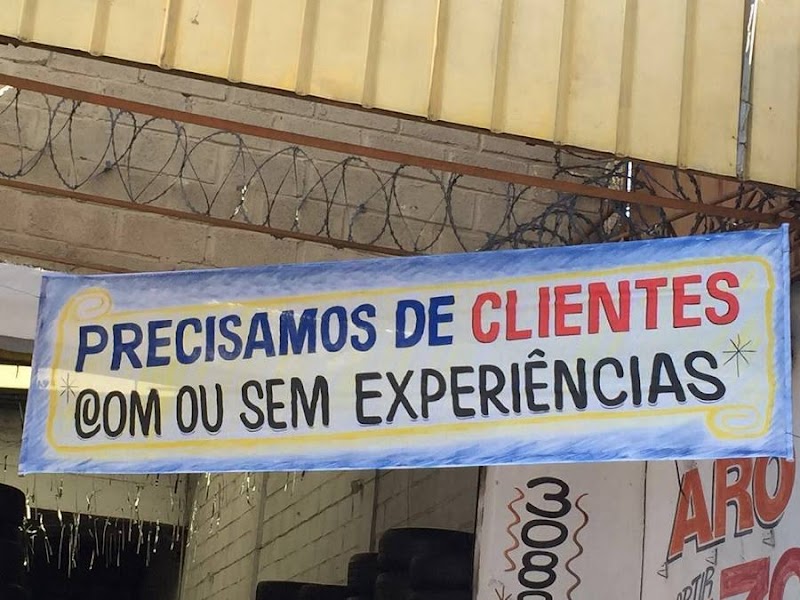 Você entraria nesta loja? Você entraria nesta loja?