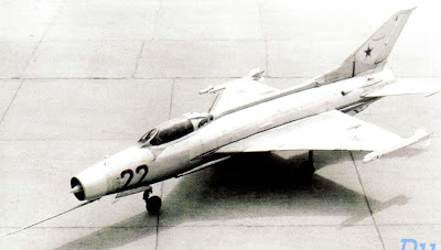 истребитель МиГ-21 фото
