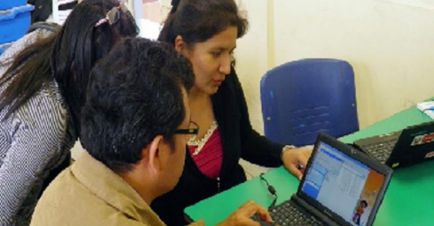 MINEDU capacitará a docentes de 14 regiones en uso pedagógico de tabletas MINEDU capacitará a docentes de 14 regiones en uso pedagógico de tabletas