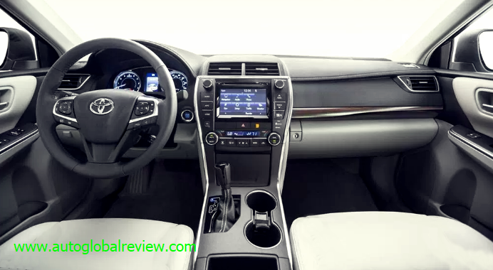 Toyota Camry 2 5 Hybrid Design 2019 Uk Review Autocar