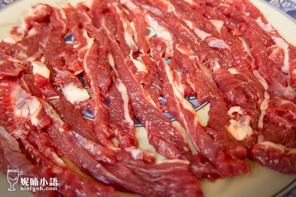 【台南美食】阿裕牛肉湯 涮涮鍋。奇美博物館附近必吃排隊美食