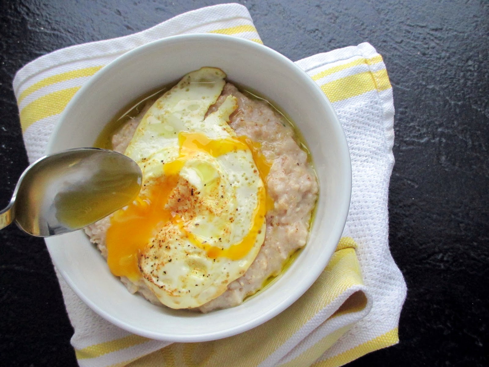 Baking, domesticity, and all things mini Fast Friday Fried egg