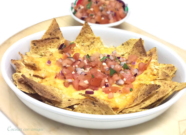 Nachos gratinados con queso