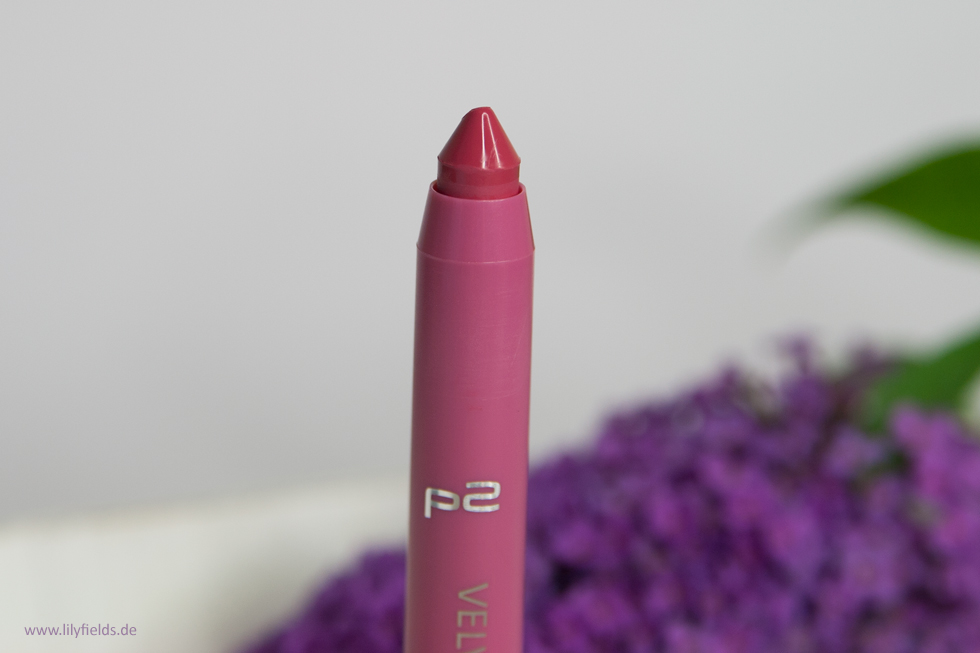 p2 velvet blur lip crayon 