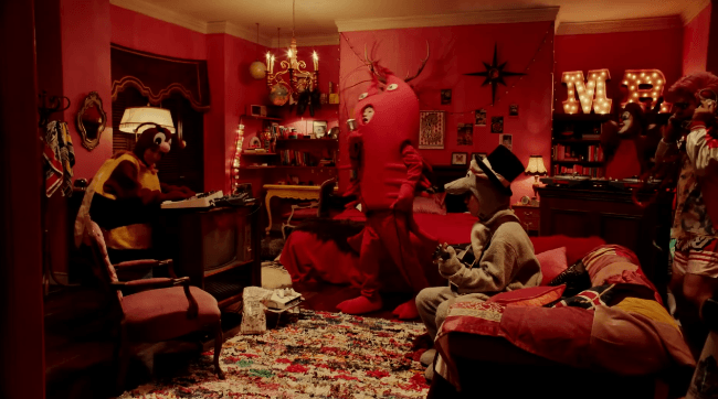 theqoo inserted image