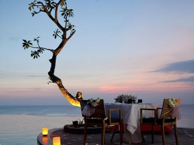 Tempat Makan Romantis di Bali
