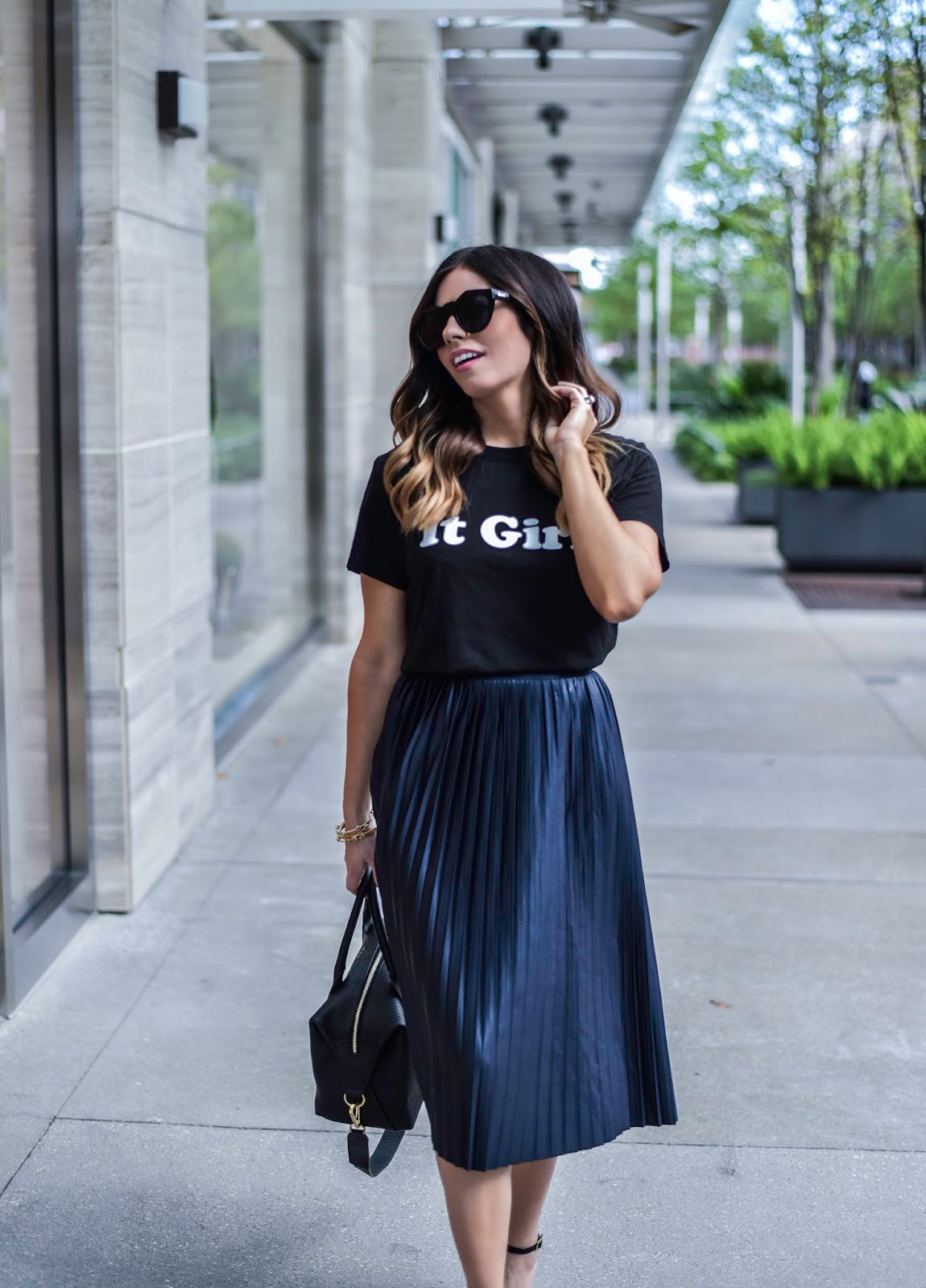 How to dress up a graphic tee with Nordstrom