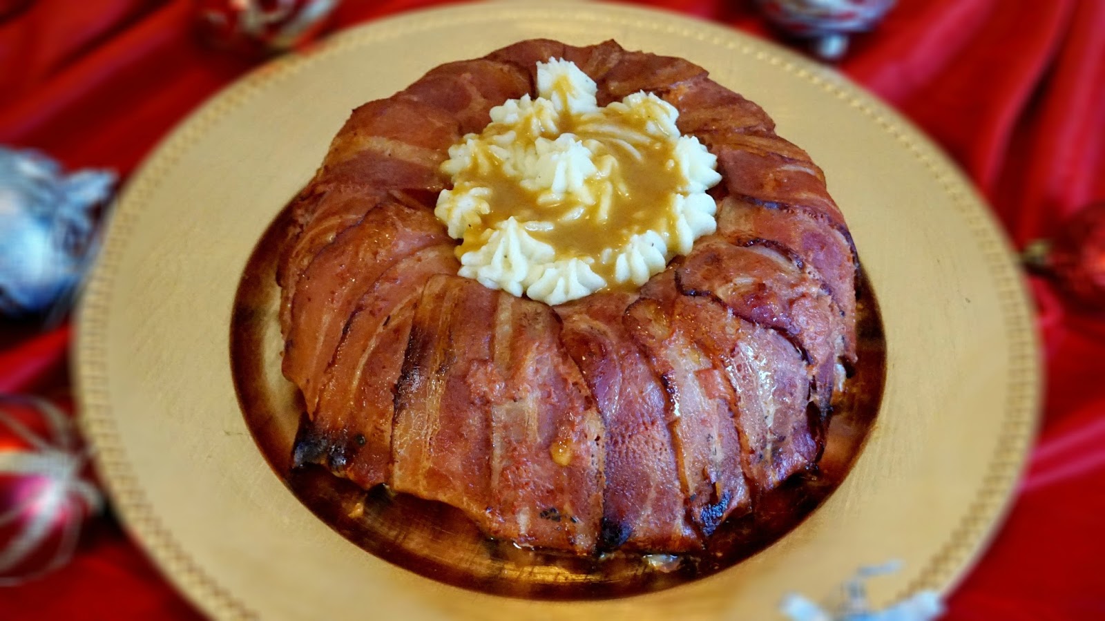 Pastel de carne con huevo y bacon recetas de navidad