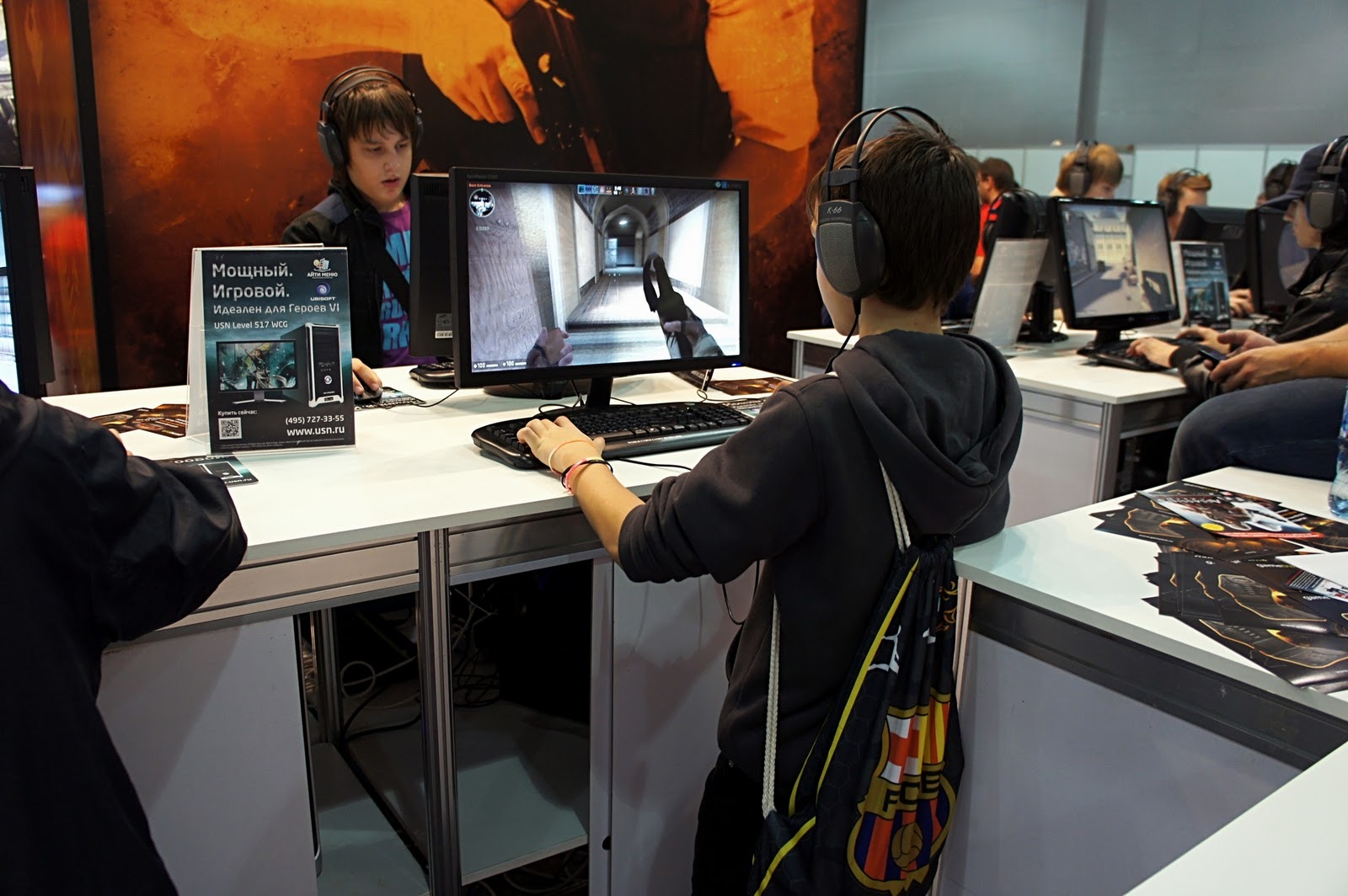 дизайнер компьютерных игр. игровые компании. разработчик компьютерных игр. разработка компьютерных игр. офис рокстар норт.