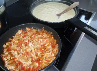 preparación de canelones de bonito