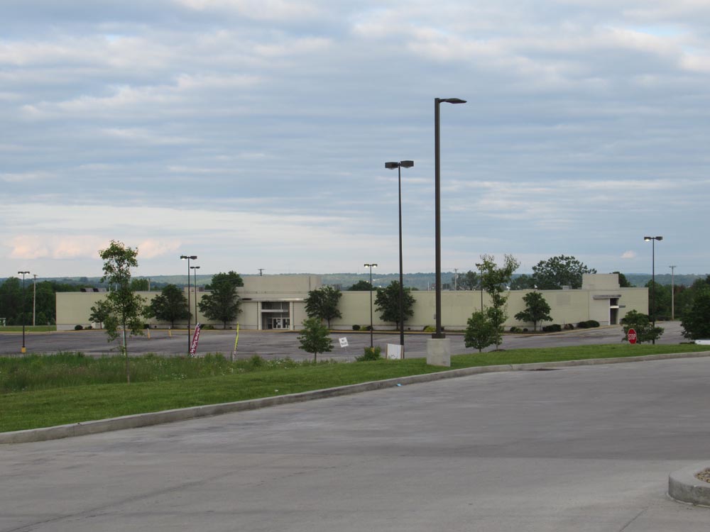 Sky City Retail History Cascade Galleria/Towne Mall New Castle, PA