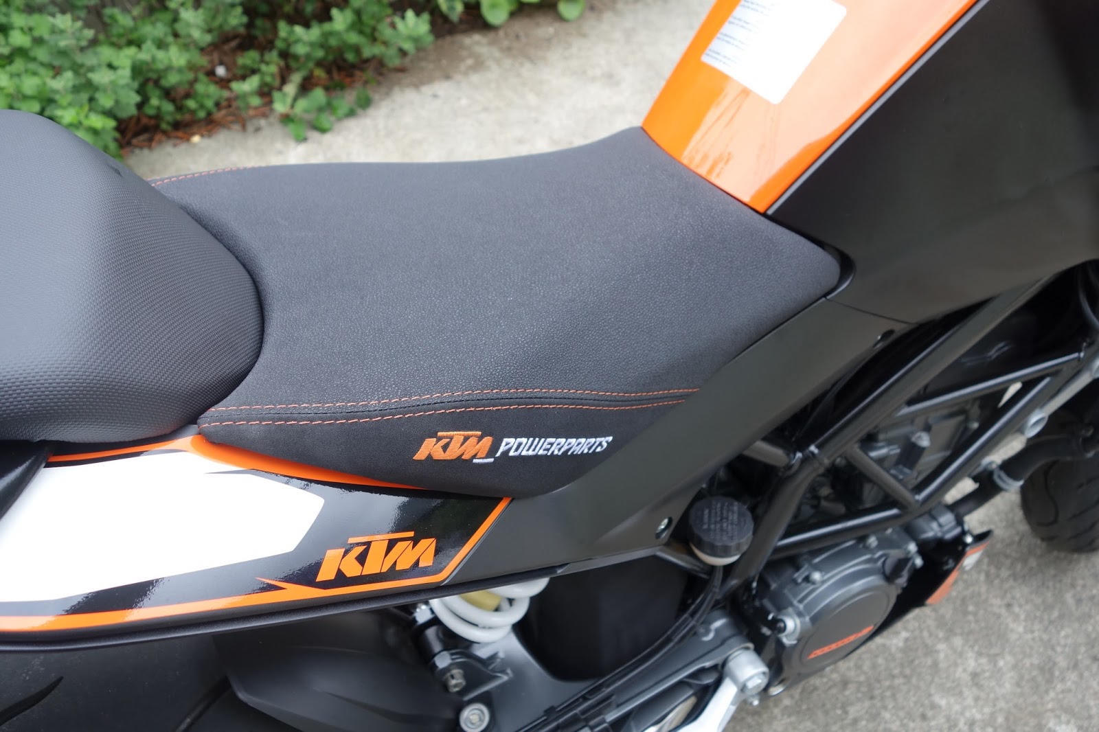 KTM DUKE エルゴシート