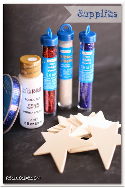 4th of July crafts ~ Simple to make patriotic glitter stars. So cute and so easy! #4thofJuly #Crafts #RealCoake
