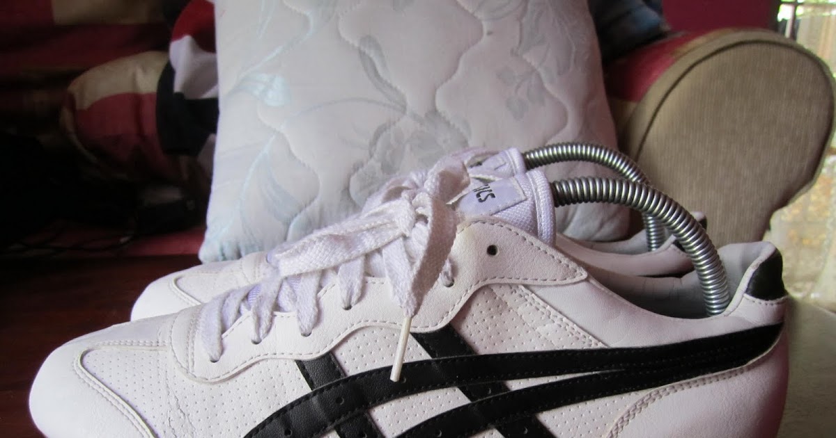 tiger shoes white price