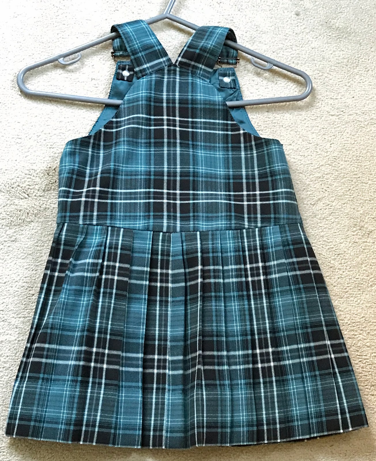 New Grandma Wants to Sew!: Tartan dresses for a little Scottish girl