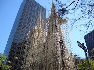 Saint Patrick's Cathedral em reforma