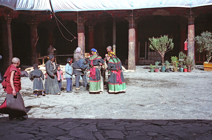 Tibet, Lhassa, Jokhang, © L. Gigout, 1990