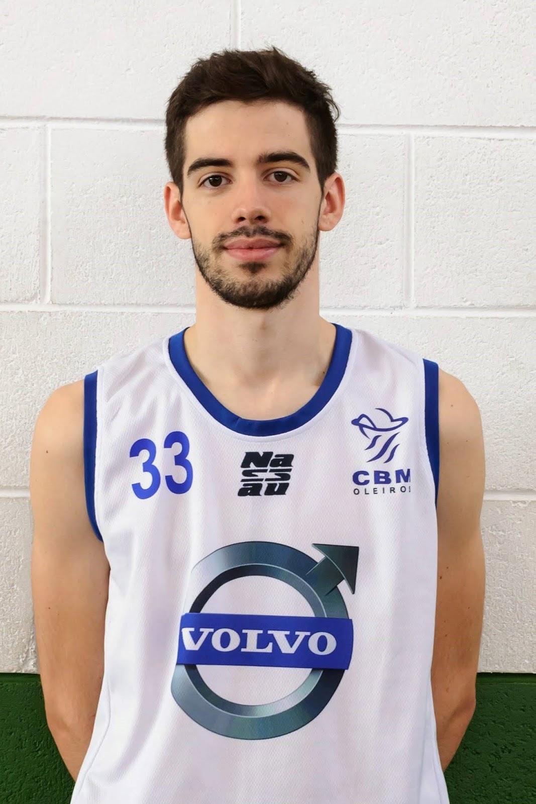 CLUB BALONCESTO CAMBRE Borja Cutrín, pólvora para el Club Baloncesto Cambre. CLUB BALONCESTO CAMBRE Borja Cutrín, pólvora para el Club Baloncesto Cambre.