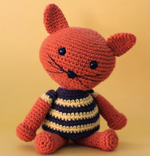 http://susigurumi.blogspot.com.es/2014/05/patrones-gatete-y-gateta-amigurumi.html