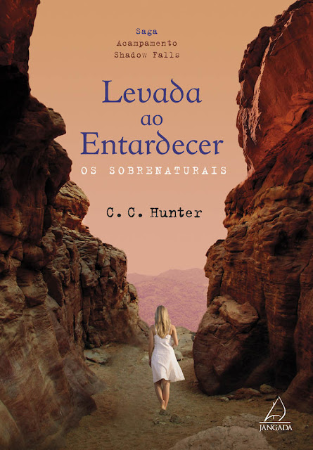 Levada ao entardecer Os sobrenaturais - C.C. Hunter
