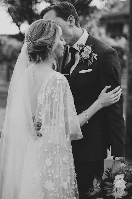 amy skinner photographer swan valley wedding day perth bridal gown floral designers