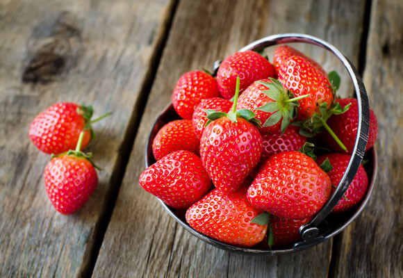 Khasiat Buah Strawberry Yang Anda Perlu Tahu Dan Kebaikannya Kepada Kesihatan Khasiat Buah Strawberry Yang Anda Perlu Tahu Dan Kebaikannya Kepada Kesihatan