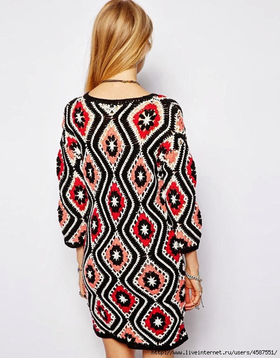 Tina's handicraft : long-sleeve crochet dress with motifs squares